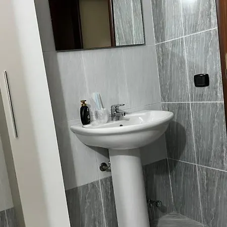 Casa Di Paola 아파트 아스티